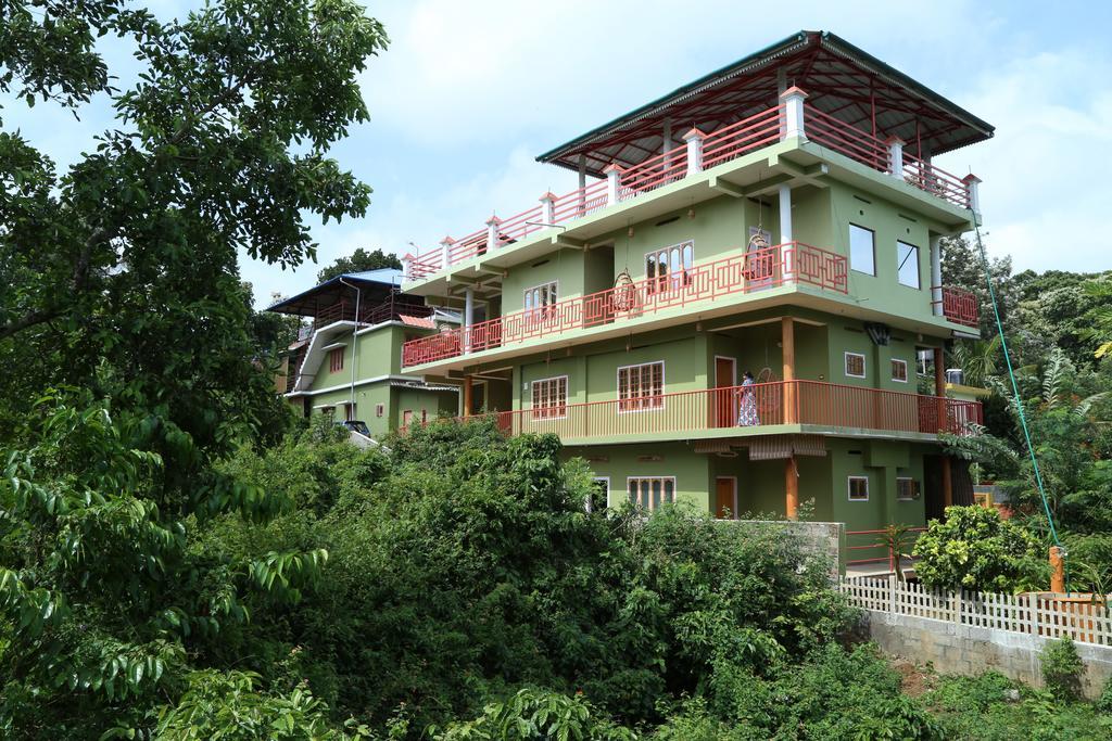 Panthalams Homestay Теккади Экстерьер фото
