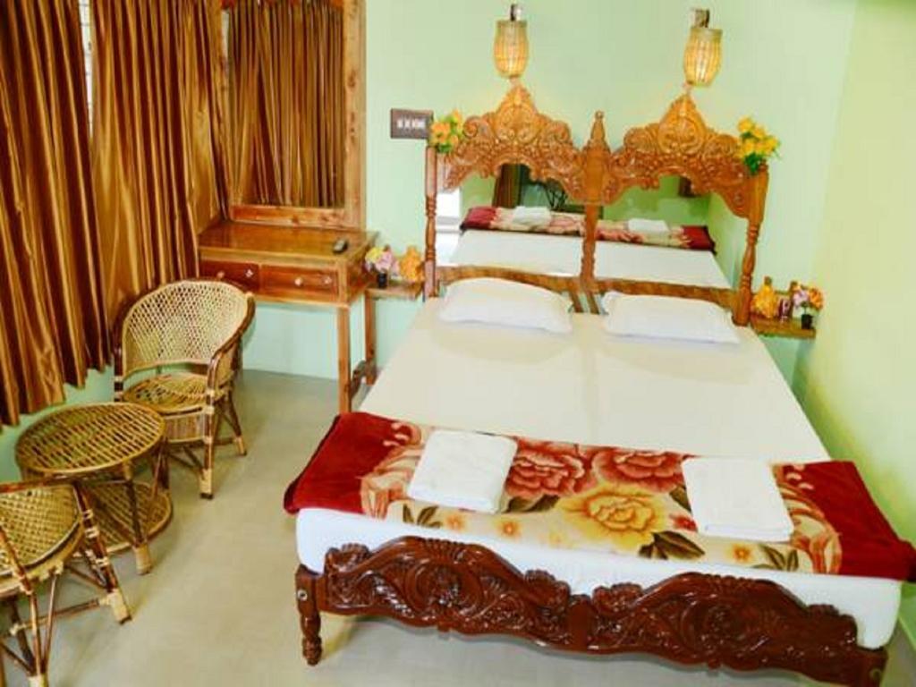 Panthalams Homestay Теккади Экстерьер фото