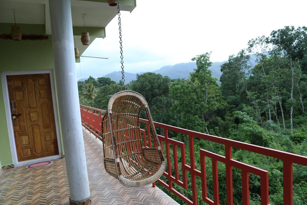 Panthalams Homestay Теккади Экстерьер фото