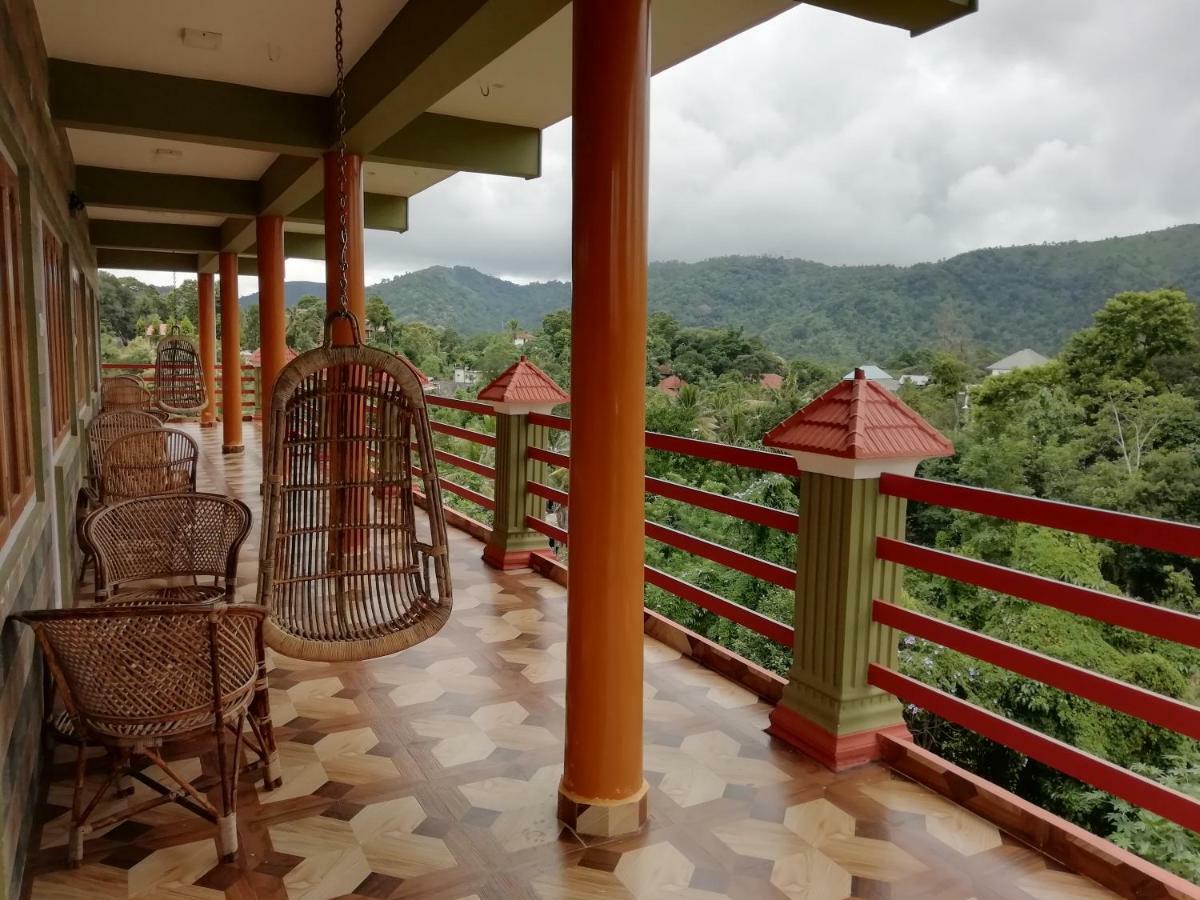 Panthalams Homestay Теккади Экстерьер фото