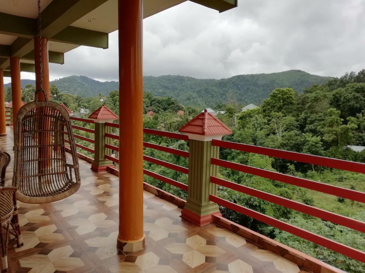 Panthalams Homestay Теккади Экстерьер фото